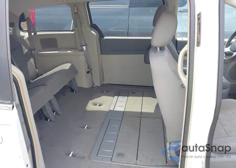 2008 Chrysler Town & Country Touring из США, поврежденный, VIN 2A8HR54P08R141495